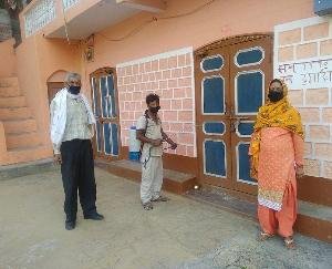 ग्राम पंचायत पारनु के समस्त वार्डो को किया गया सैनिटाइज 