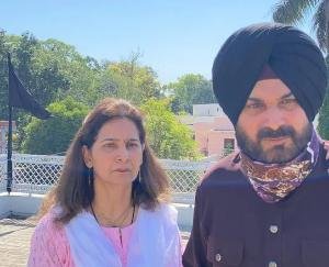 congress-leader-navjot-singh-sidhu-black-flag-house-farm-law-punjab-congress-may-24-2021
