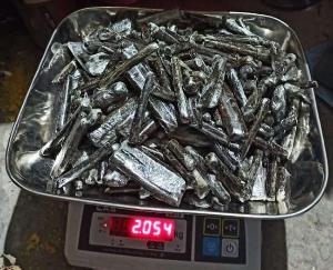 Police arrested 2 people including 1 kg 212 grams of charas in Parour june 9 2021 