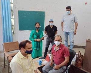हमीरपुर :भोरंज ब्लॉक में भी 18-44 आयु वर्ग का टीकाकरण जारी