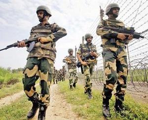  जम्मू-कश्मीर में 135 करोड़ रुपये की हेरोइन के साथ तस्कर ढेर