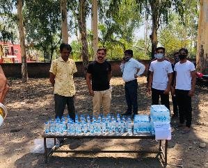 देहरा : राजा वीरभद्र सिंह का जन्मदिन लोगों की सेवा करके बड़ी धूमधाम से मनाया गया - शुभम नांगला