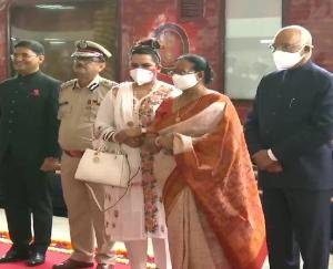 President Ramnath Kovind left for Kanpur by special train