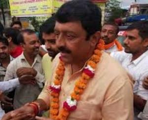 हमीरपुर में बीजेपी की भारी मतों से जीत