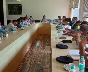 साधुपुल क्षेत्र में अश्विनी खड्ड के आस-पास नियमित औचक निरीक्षण के निर्देश