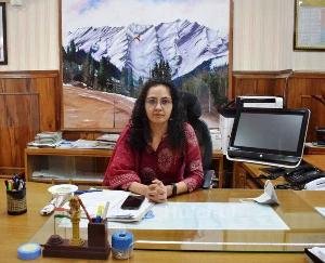 सोलन : देव मूर्ति के समक्ष एक मिनट से अधिक नहीं हो सकेंगे खड़े, धार्मिक स्थलों को खोलने के सम्बंध में जरूरी आदेश