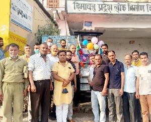 कुनिहार : सुशिल मित्तल की 14 वी पुण्यतिथि पर उनके पुत्रों ने भेंट किये वाटर कूलर