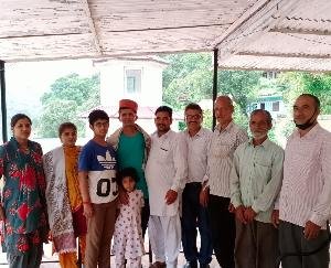 दाड़लाघाट : पटवार सर्कल मांगल से पटवारी कृष्ण प्रकाश को आदर सम्मान सहित किया गया विदा