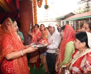 बाबा नाहर सिंह मंदिर में शारदोत्सव धूमधाम से आरंभ 