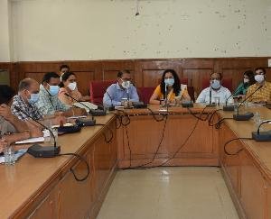 सोलन : ‘मास्क पहनो, कोरोना रोको’ नियम के पालन को जीवन का अभिन्न अंग बनाएं - उपायुक्त