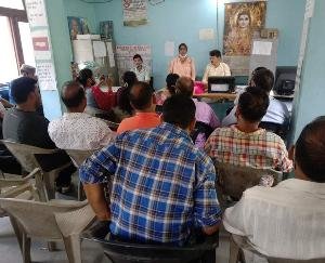 कुल्लू : कलेहली के छह युवक मंडलों को बांटी स्पोर्ट्स किट