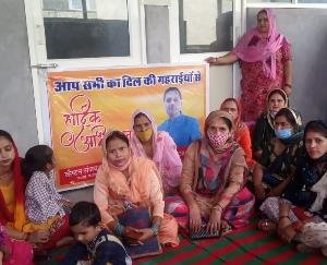 जसवां-परागपुर :पराशर ने सैनिटरी पैड वितरण को बनाया महाअभियान