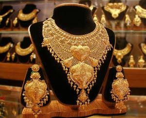 gold-silver-prize-august-10