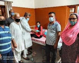 Jaswan-Pragpur: Congress Mandal celebrated Rajiv Gandhi's birth anniversary at Civil Hospital Dada Siba