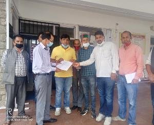 युवा कांग्रेस करसोग ने सौंपा ज्ञापन