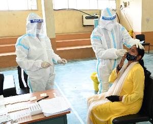 सोलन : नौणी विवि में टीकाकरण और टेस्टिंग को दिया जा रहा बढ़ावा