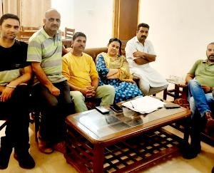 कुनिहार: सरंक्षिका प्रतिभा कंवर की अध्यक्षता में कुनिहार प्रेस क्लब की अहम बैठक आयोजित