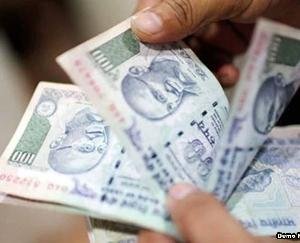 दाड़लाघाट : शनिवार को पत्थर गिरने से मर्त व्यक्ति के परिवार को दी गई राहत राशि