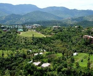 नेटवर्क समन्वयक ने नौणी विवि की कीटनाशक अवशेष प्रयोगशाला का किया दौरा