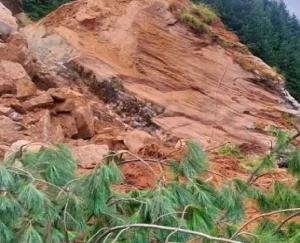 nehru-kund-landslide