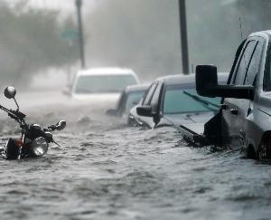 More than 400 people lost their lives due to torrential rains in Maharashtra so far