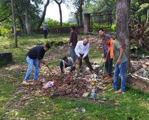 जसवां:परागपुर-भारतीय जनता युवा मोर्चा ने डाडा सीबा में चलाया स्वच्छ्ता अभियान 