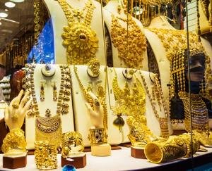 Big fall in gold prices, know today's gold price