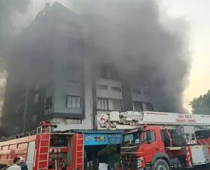 Gujarat: Fire breaks out in Surat's packaging company, two workers killed