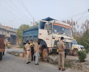 Bahadurgarh: Three women involved in the farmers' movement were crushed to death by a dumper