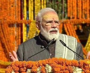 केदारनाथ : PM मोदी ने किया रुद्राभिषेक