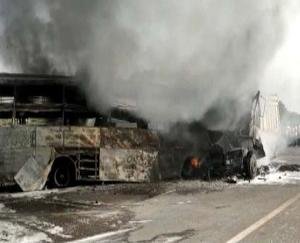 Rajasthan: Heavy collision between tanker and bus on Barmer-Jodhpur highway, 12 people died