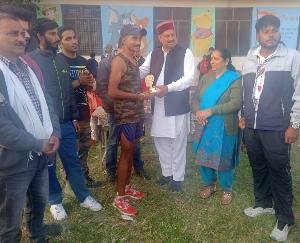 Jaisinghpur: Motivation and fitness club organized program in Lambagaon