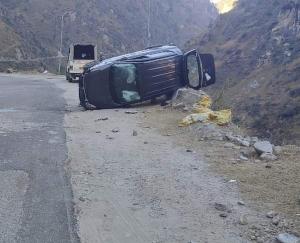 Road accident occurred in Kinnaur, two people injured