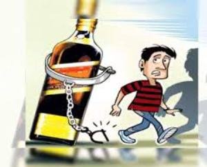 Dehra: Police caught 18 thousand ml liquor from a person in Samnoli