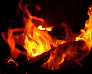 5 lakh loss due to fire in house in Kullu