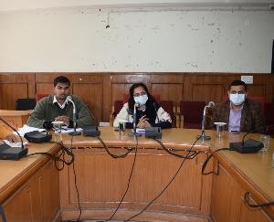 Solan: A review meeting was held regarding the organization of Jan Manch.