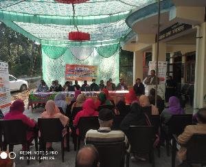 Hamirpur: SDM Shashi Pal Sharma listened to public problems in Bhota and Morsu