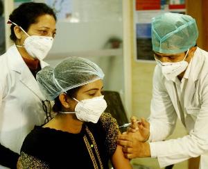 Corona vaccine dose given to 119 crore people in India