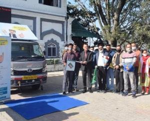 Nahan: Deputy Commissioner dispatches Democracy van for campaigning in various constituencies