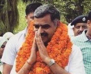 ज्वालामुखी: सड़को पर तड़प-तड़प के मर रहा बेसहारा गौवंश ,भाजपा सरकार चुप क्यों :संजय रत्न