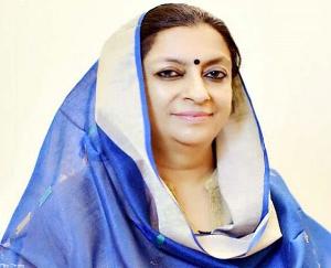 Chief Minister should handle his scattered clan: Asha Kumari