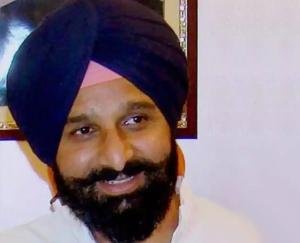 Case registered against Akali leader Bikram Majithia in connection with drugs case, can be arrested anytime