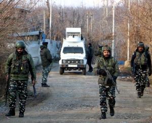 Jammu and Kashmir: Encounter between terrorists and security forces in Shopian, 2 terrorists killed
