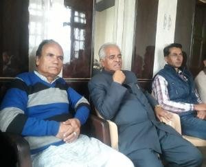 लोकसभा के पूर्व सांसद प्रो वीरेंद्र कश्यप ने सोनिया ठाकुर को दी श्रद्धांजलि