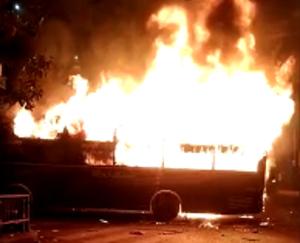 Fire in private luxury bus in Gujarat's Surat, one woman died