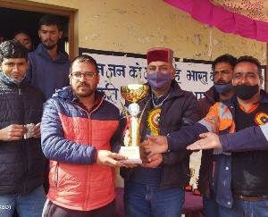Dadlaghat: Cricket competition ended in Gram Panchayat Sanghoi