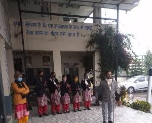 Students reached school under the Karena guideline