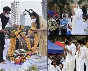 Lata didi left like this with tears in moist eyes