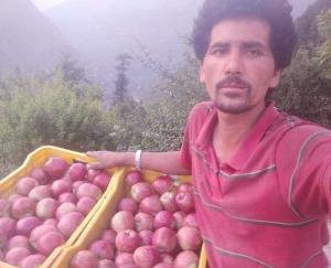 Farmer Vijay Kumar is earning lakhs by doing natural farming