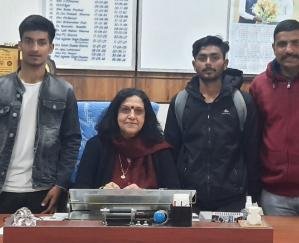 Hamirpur: College's Akshay and Shubham will represent Himachal University Kho-Kho team